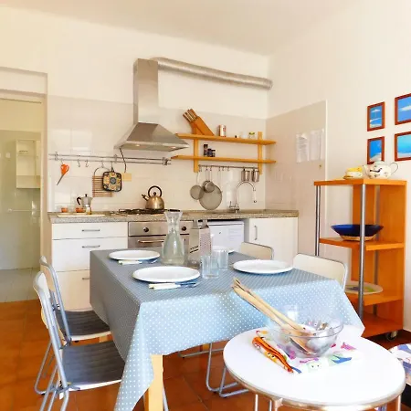 Bilocale Con Terrazza, Levanto