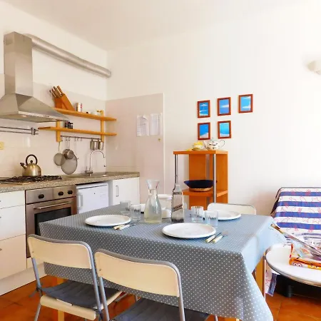 Apartment Bilocale Con Terrazza, *