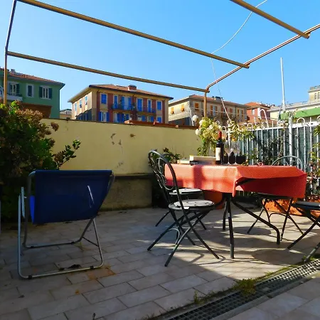 Bilocale Con Terrazza, * Levanto