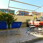 Bilocale Con Terrazza, *